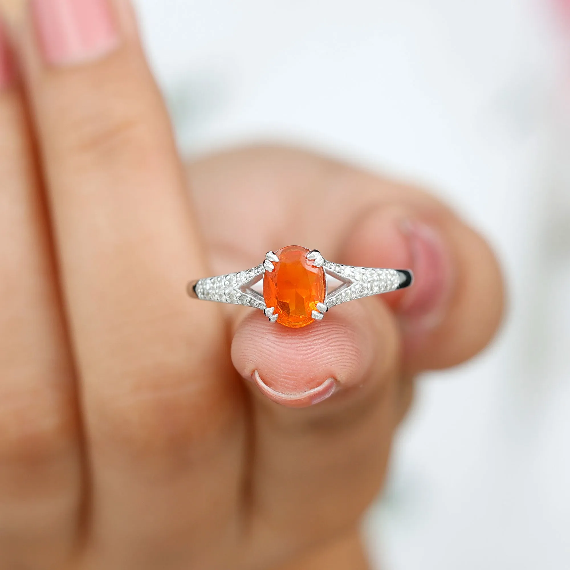 1.25 CT Split Shank Oval Fire Opal Solitaire Engagement Ring with Diamond