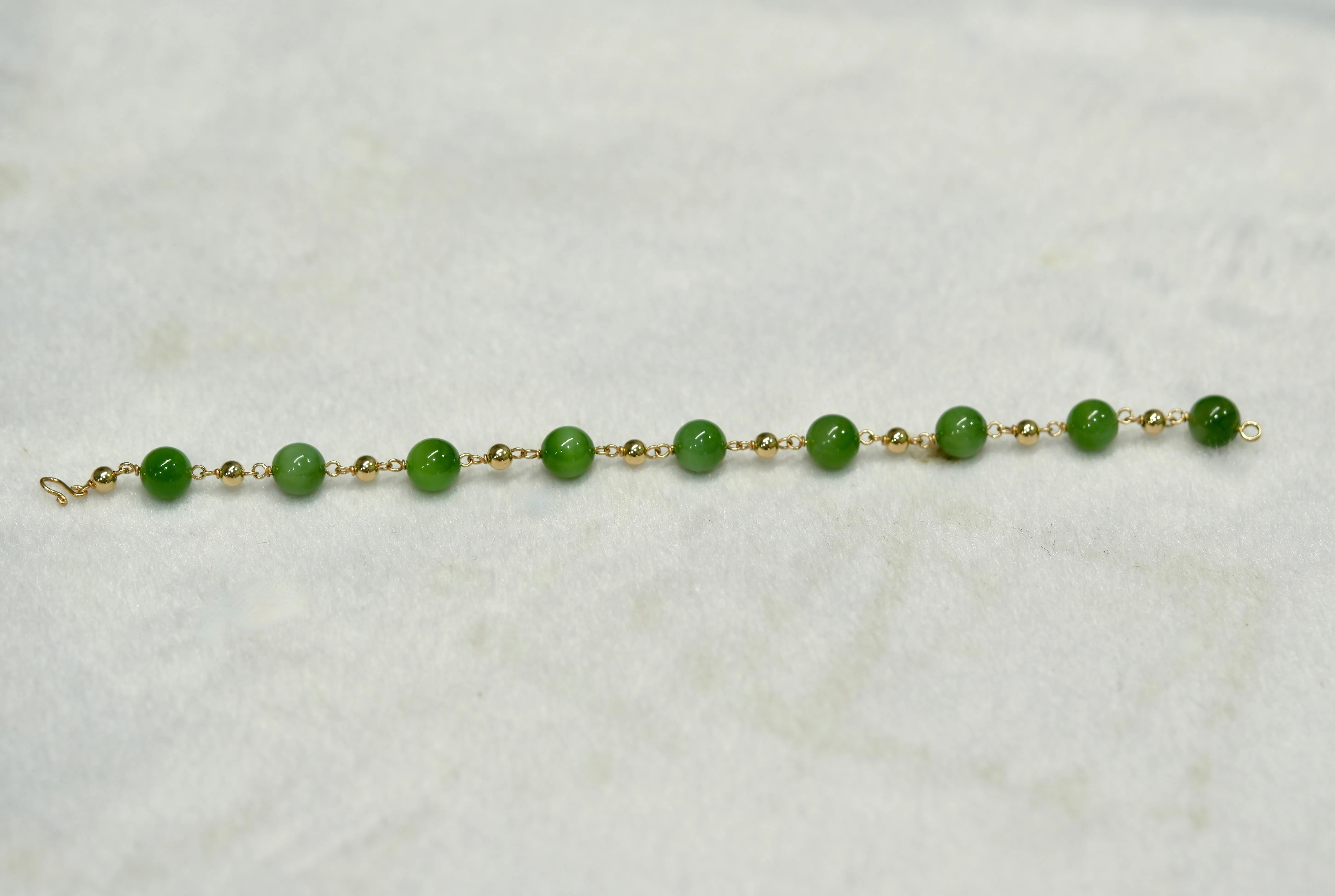 14k 8mm Chatoyant Jade Starry Beaded Bracelet #2421-2