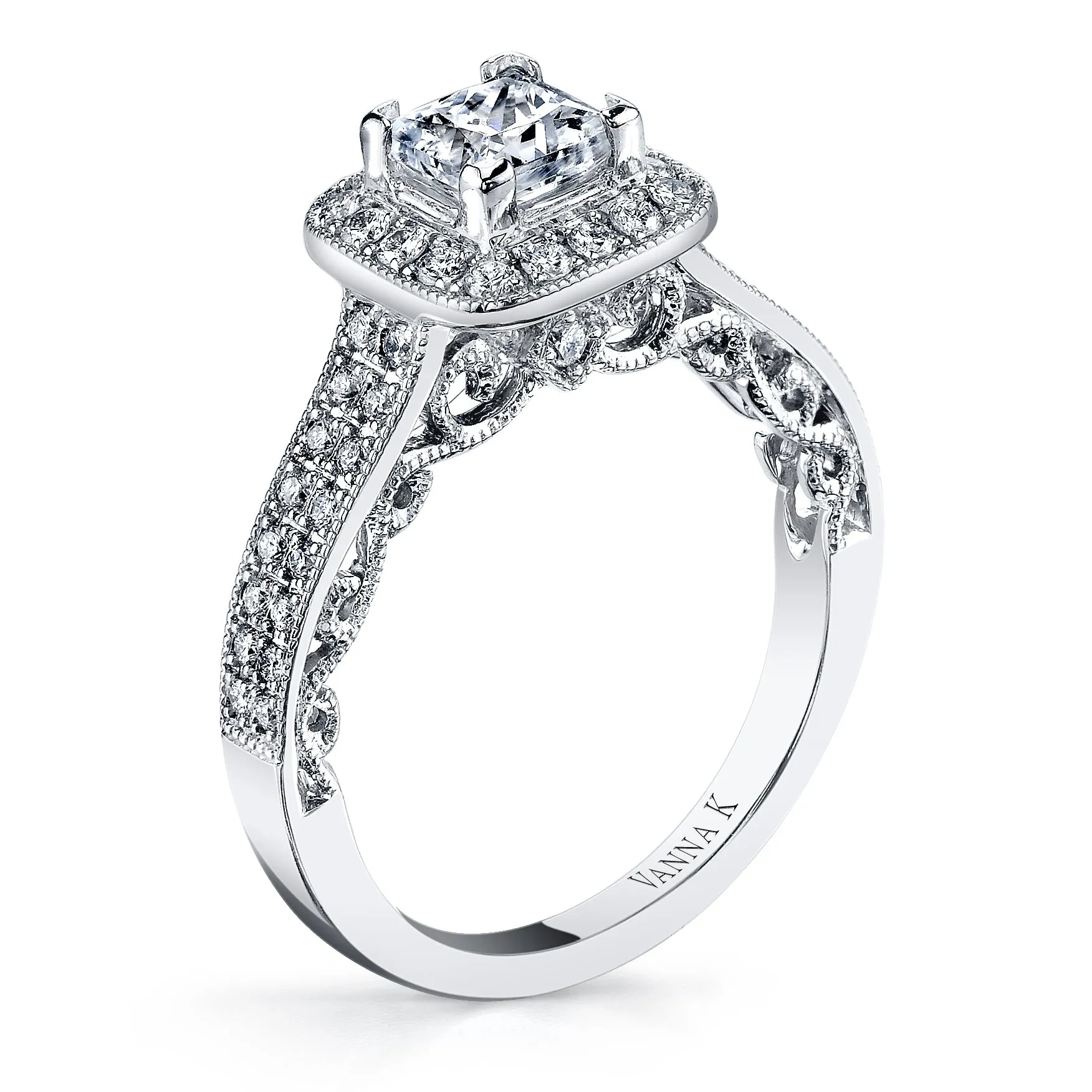 18K White Gold Halo Diamond Engagement Ring