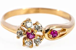 20ct Yellow Gold Cubic Zirconia & Synthetic Ruby Ring