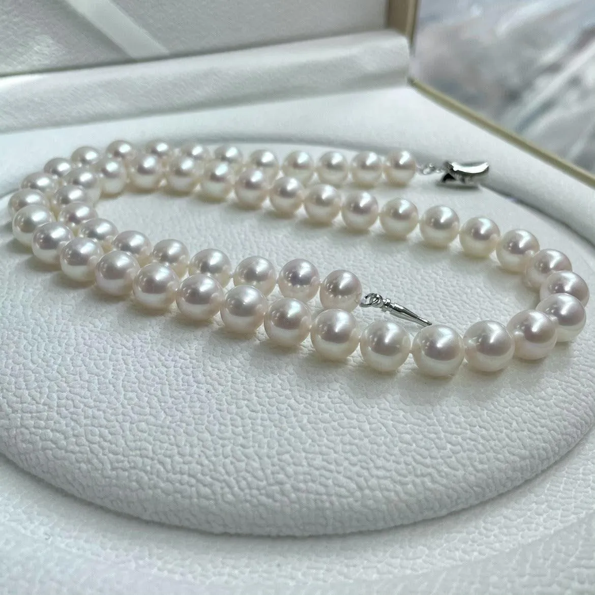 8-9mm Classic Freshwater Pearl Strand Necklace