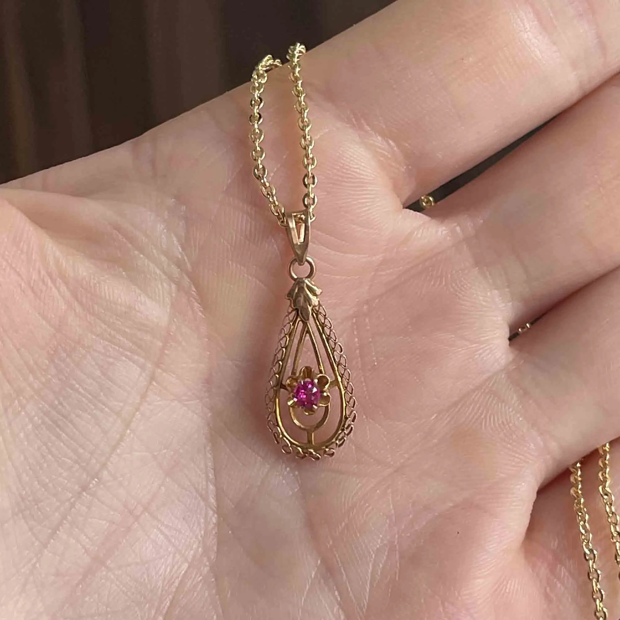 Antique 10K Gold Ruby Lavalier Pendant Necklace