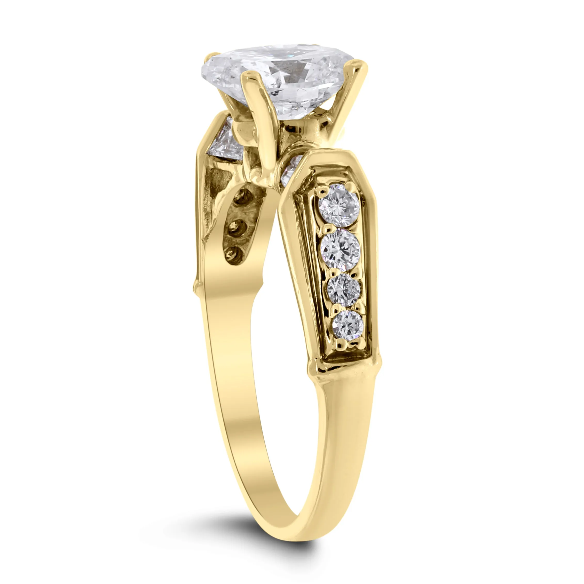 Cynthia Engagement Ring (1.62 ct Oval Diamond) in Yellow Gold