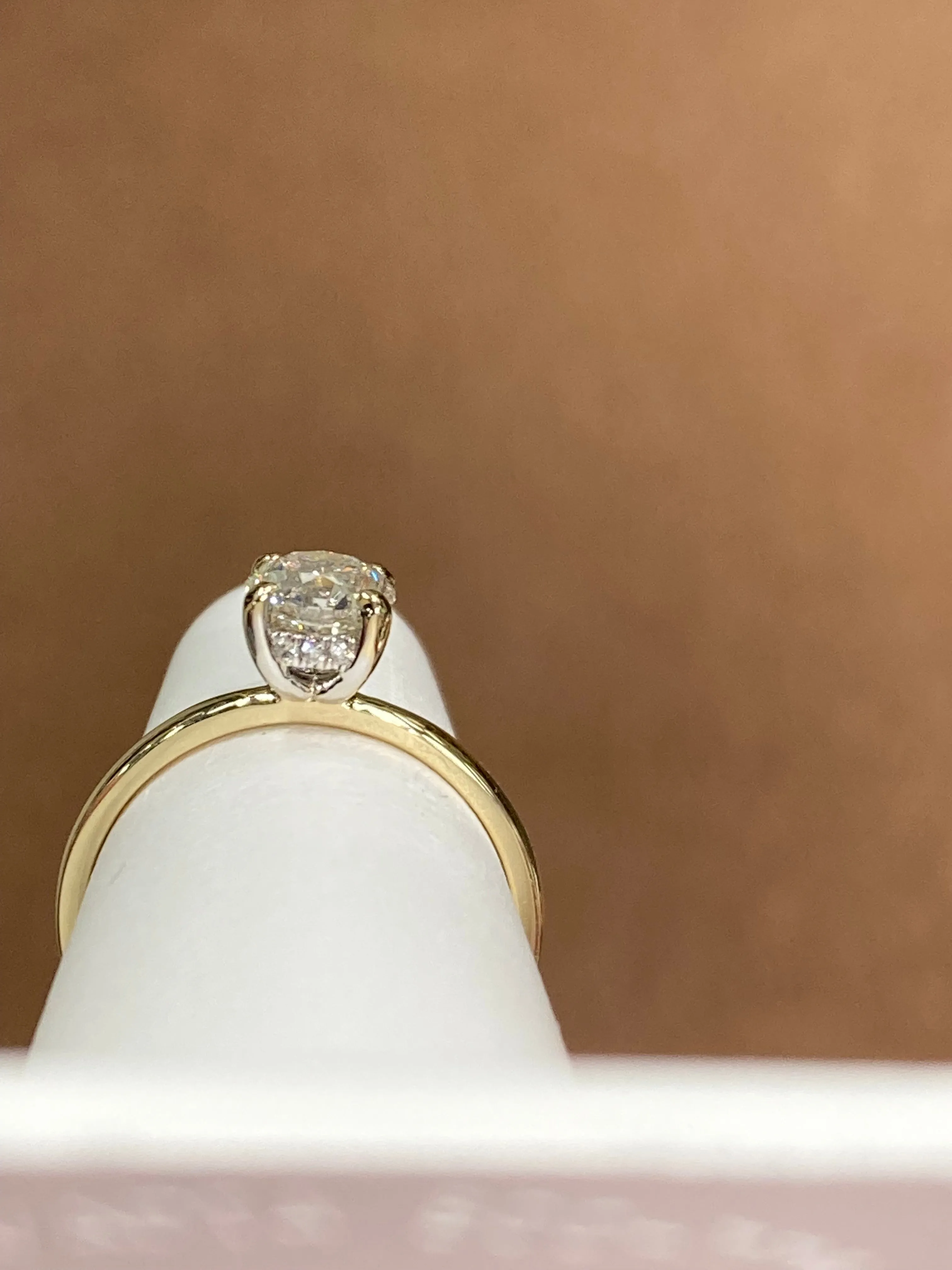 Diamond Engagement Ring 14 K Gold 0.80 Carats