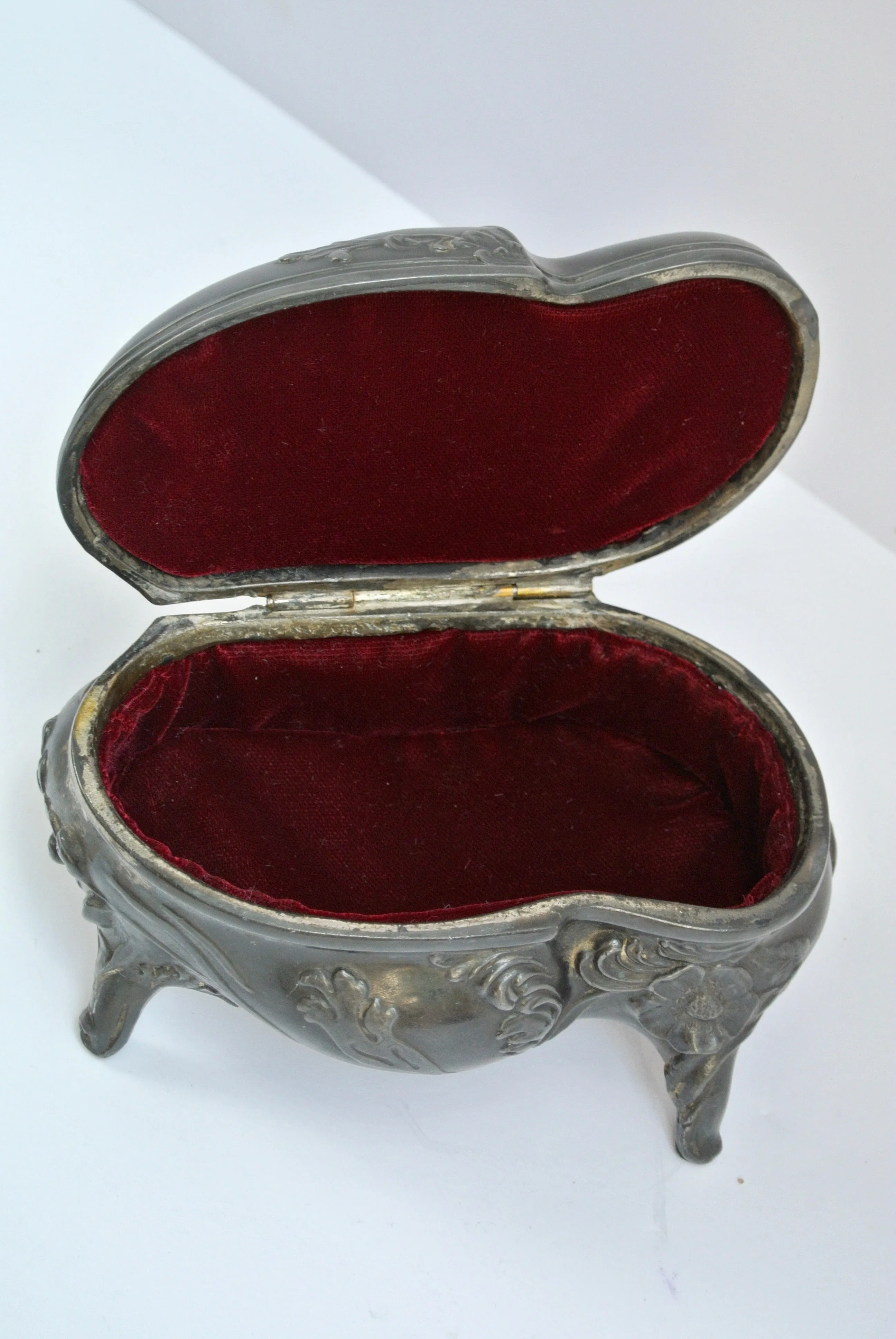 Gothic Romance Keepsake Box (medium)