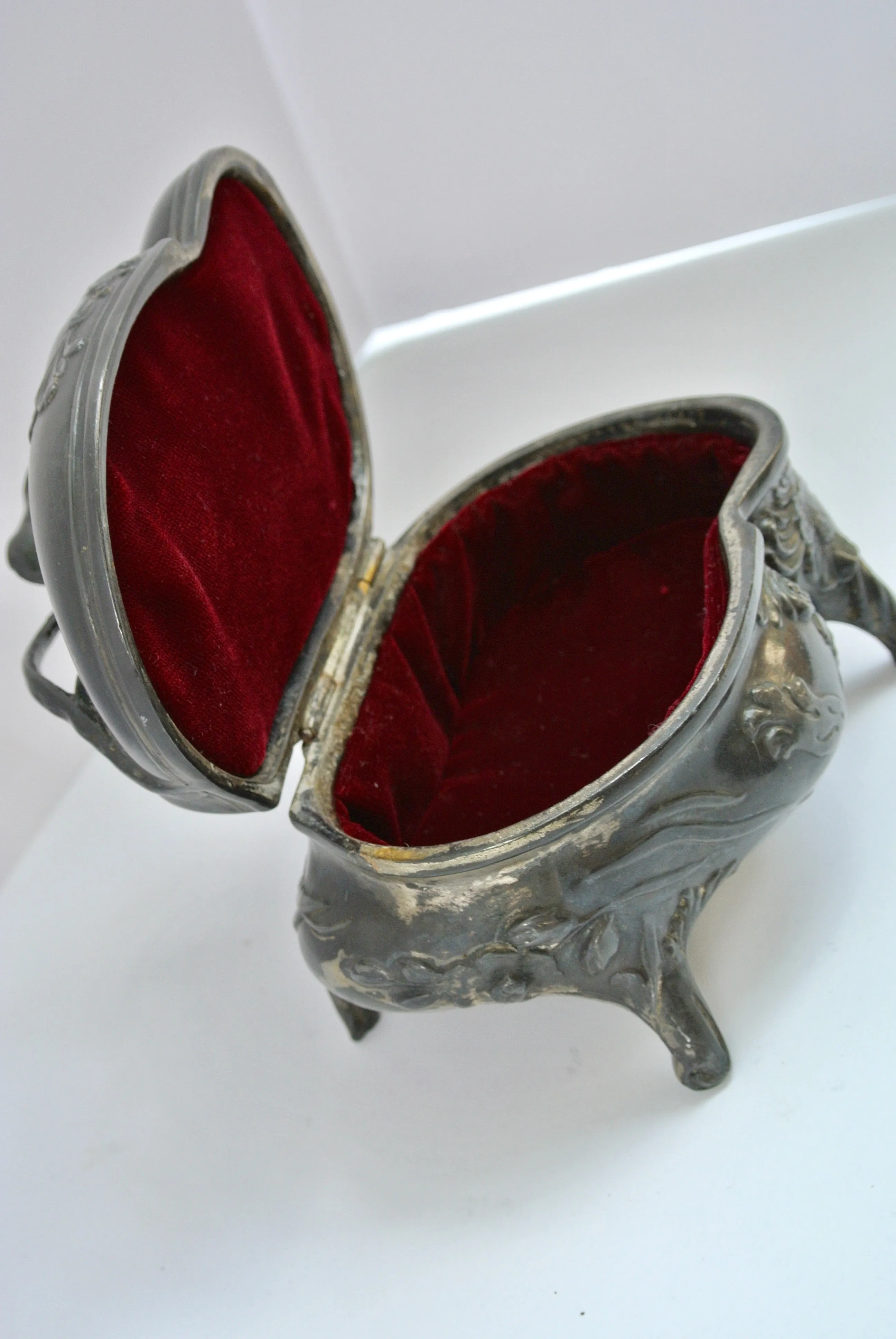 Gothic Romance Keepsake Box (medium)