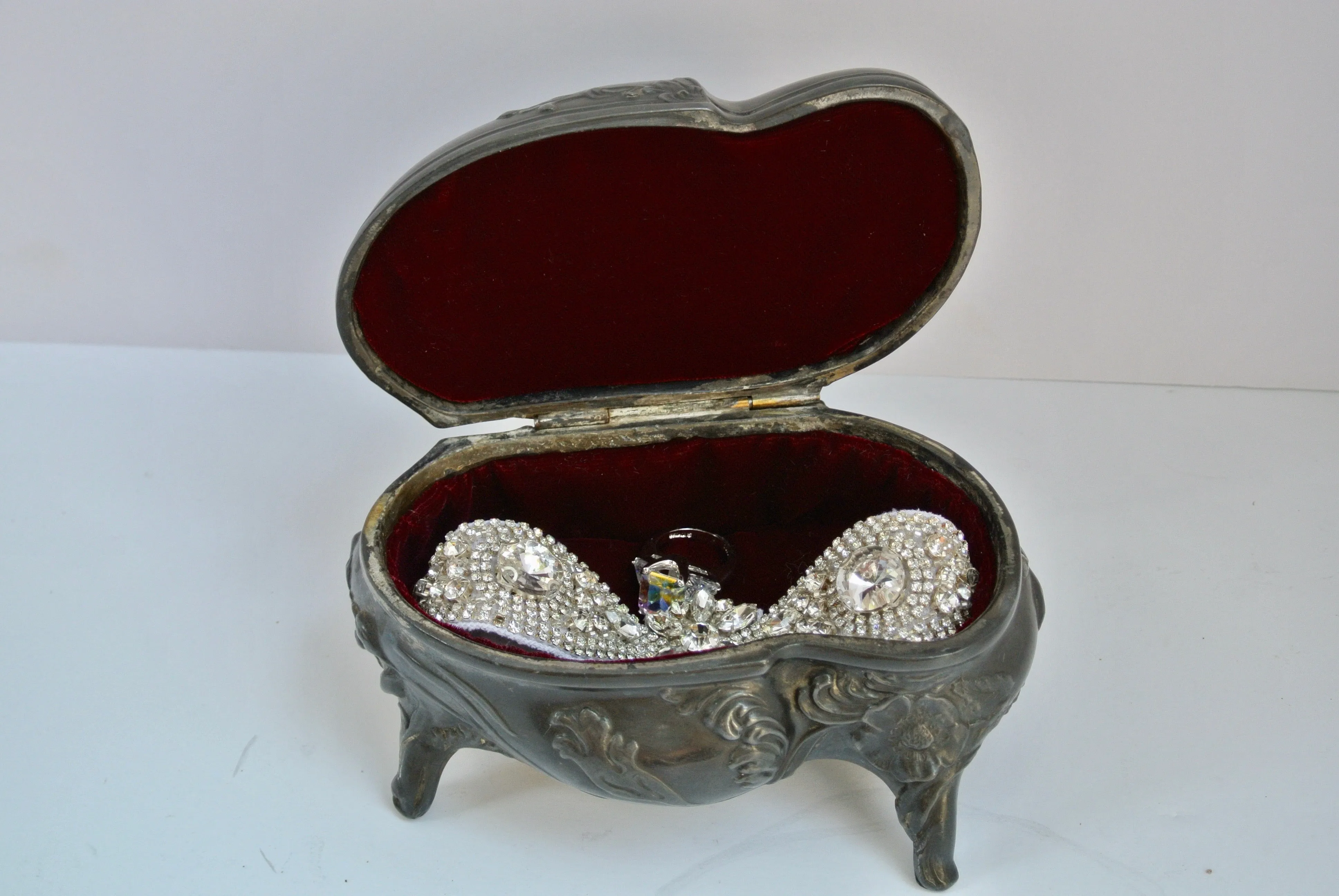 Gothic Romance Keepsake Box (medium)