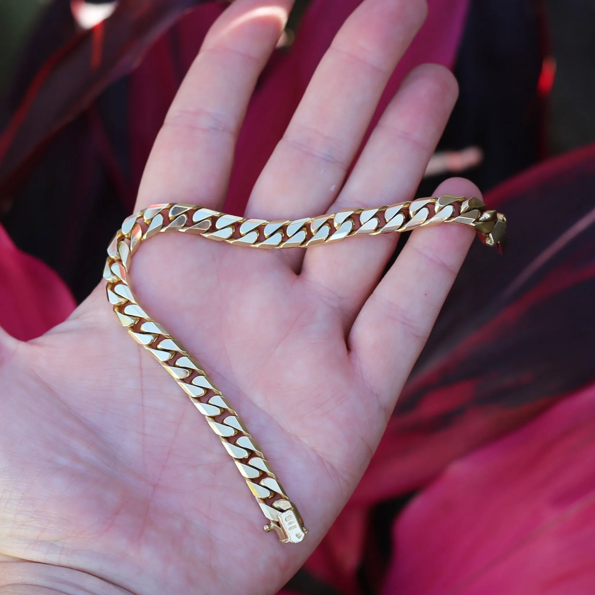 Italian 18ct Gold Curb Bracelet, 19cm 7.5 inches and 40.3g