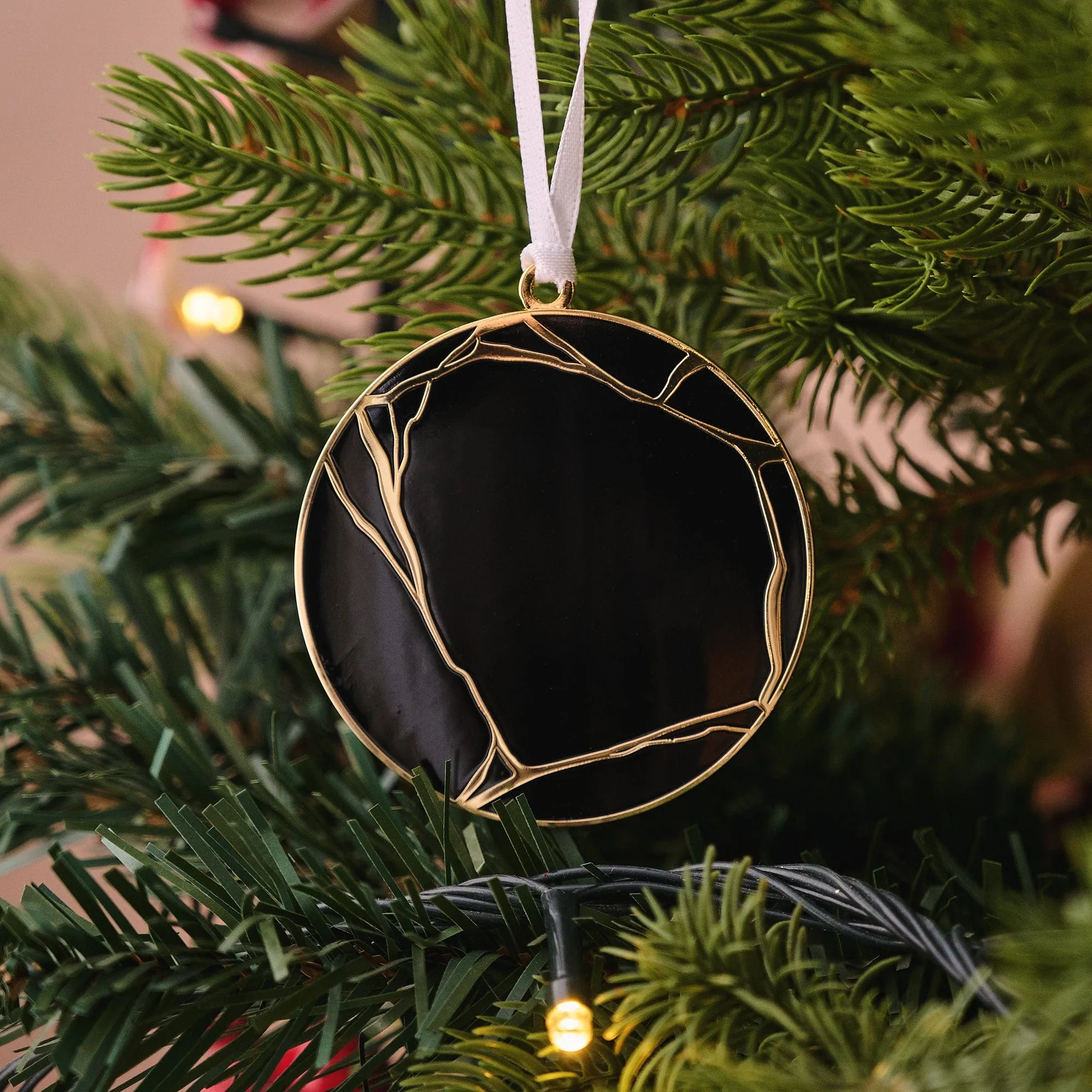 Kintsugi Ornament