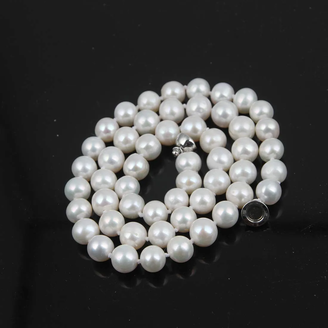 Pearl Necklace For Women | Elegant and Classic 8-9mm White Freshwater Pearl Necklace for Women