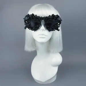 "Mabuz" Black Skull & Filigree Sunglasses