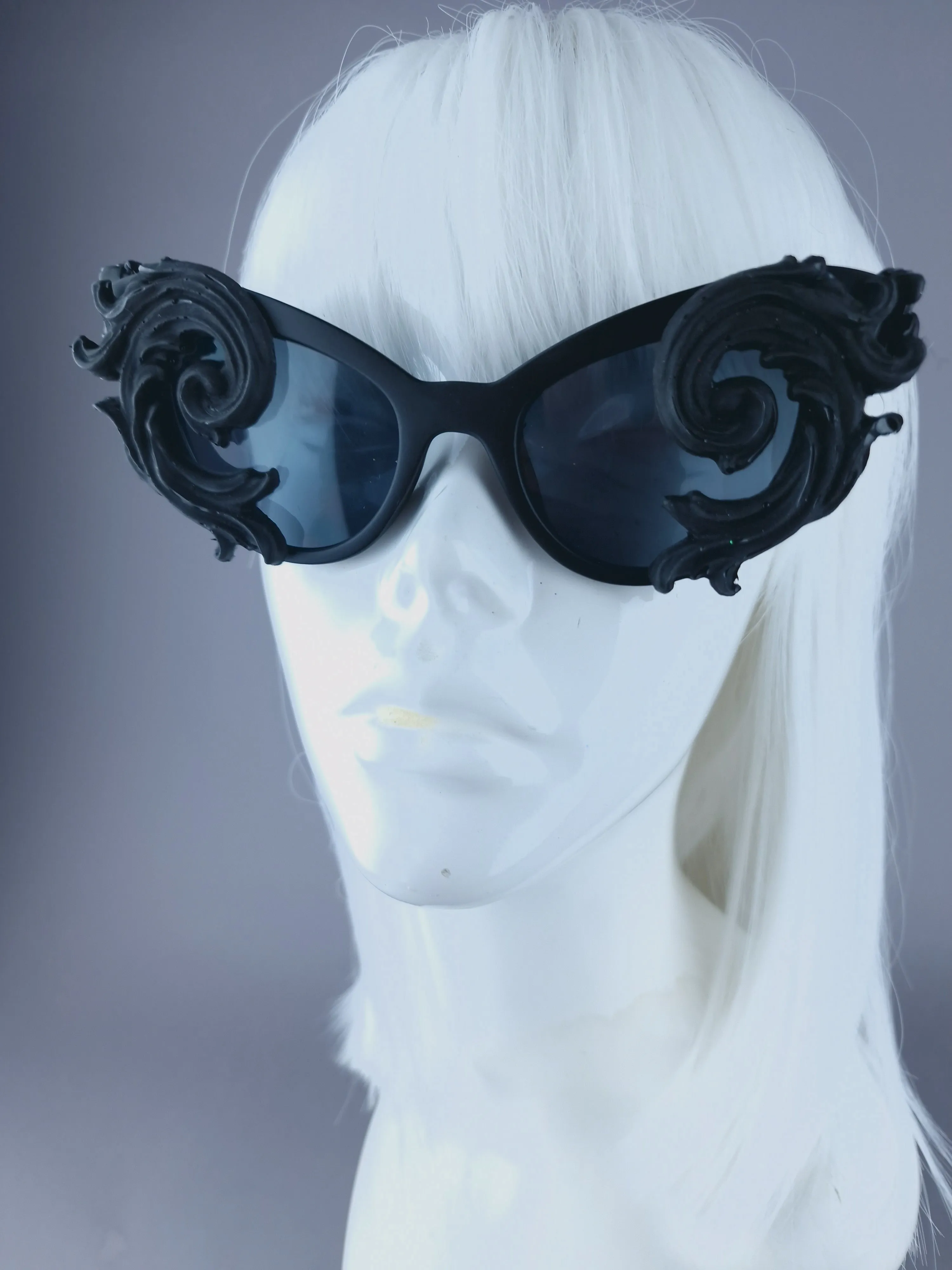 "Oriens" Black Filigree Ornate Cateye Sunglasses