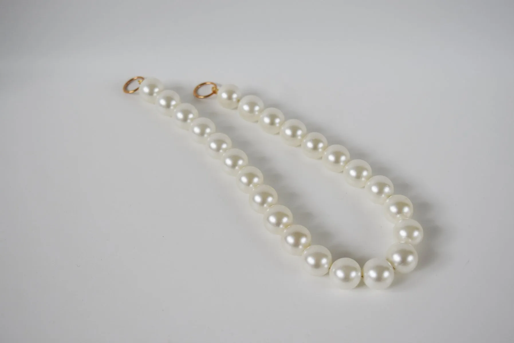 SALE! Shell Pearl Necklace - Large