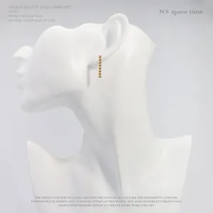 South Korea's Dongdaemun Fashion And Simple Word Stud Earrings Women