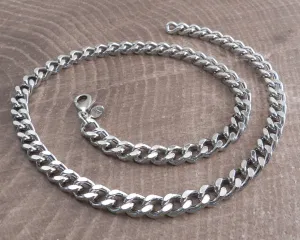 Squared Leash Chain Necklace