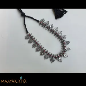 Suchi Necklace Set