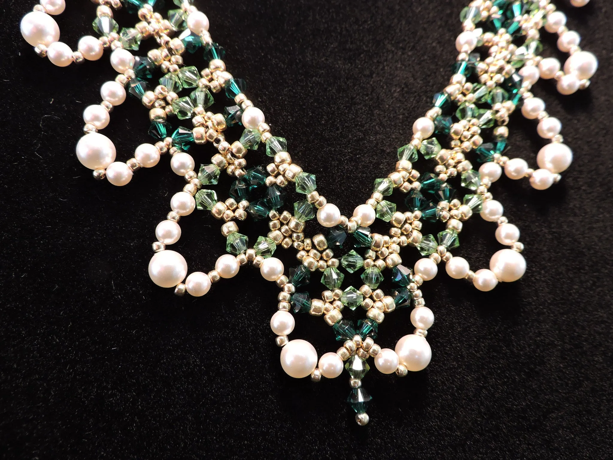 Swarovski Pearl and Green Crystal Party Necklace