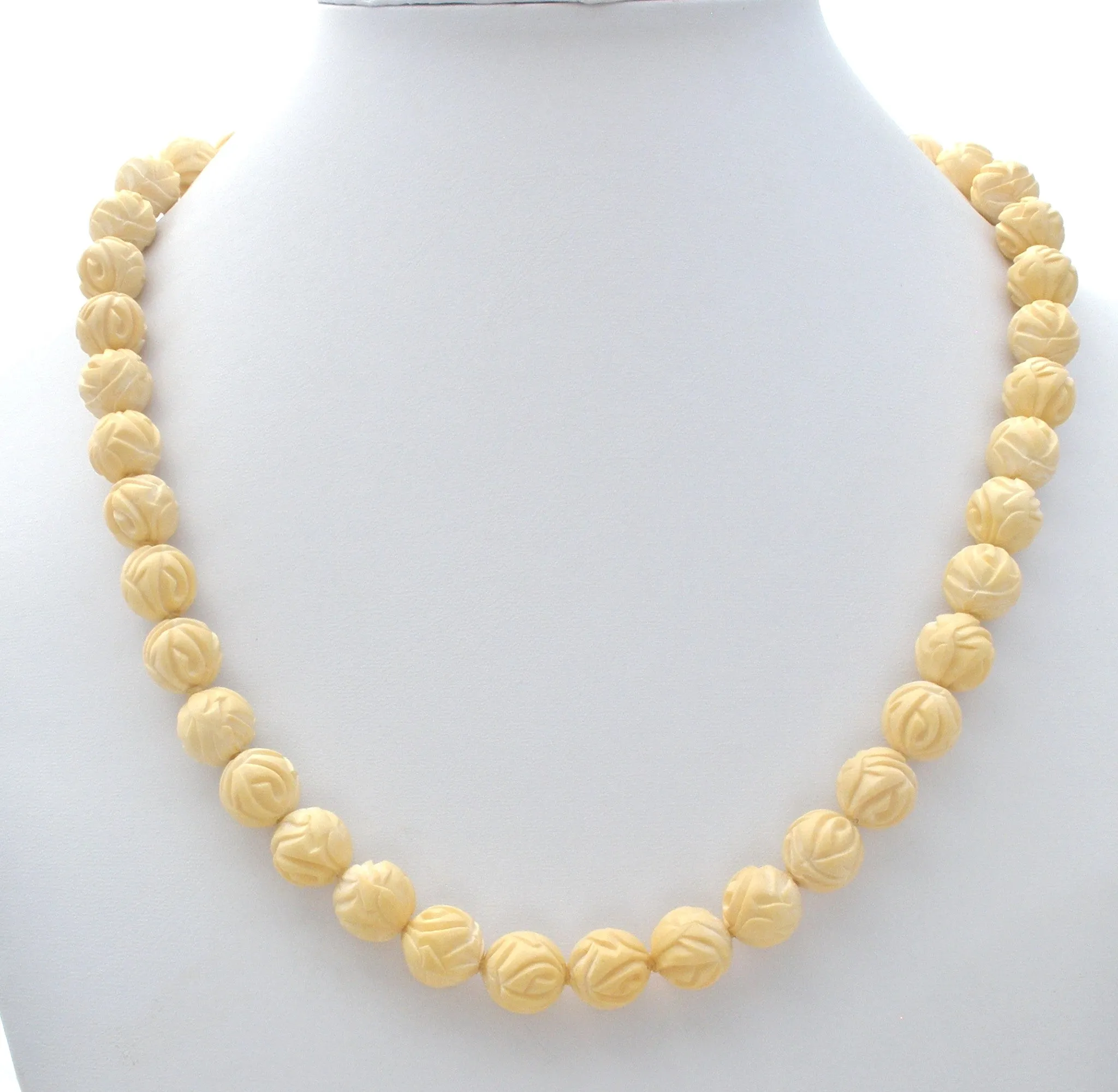 Vintage Carved Rose Bead Necklace Celluloid