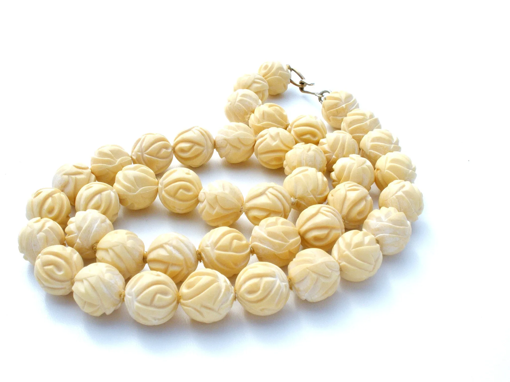 Vintage Carved Rose Bead Necklace Celluloid